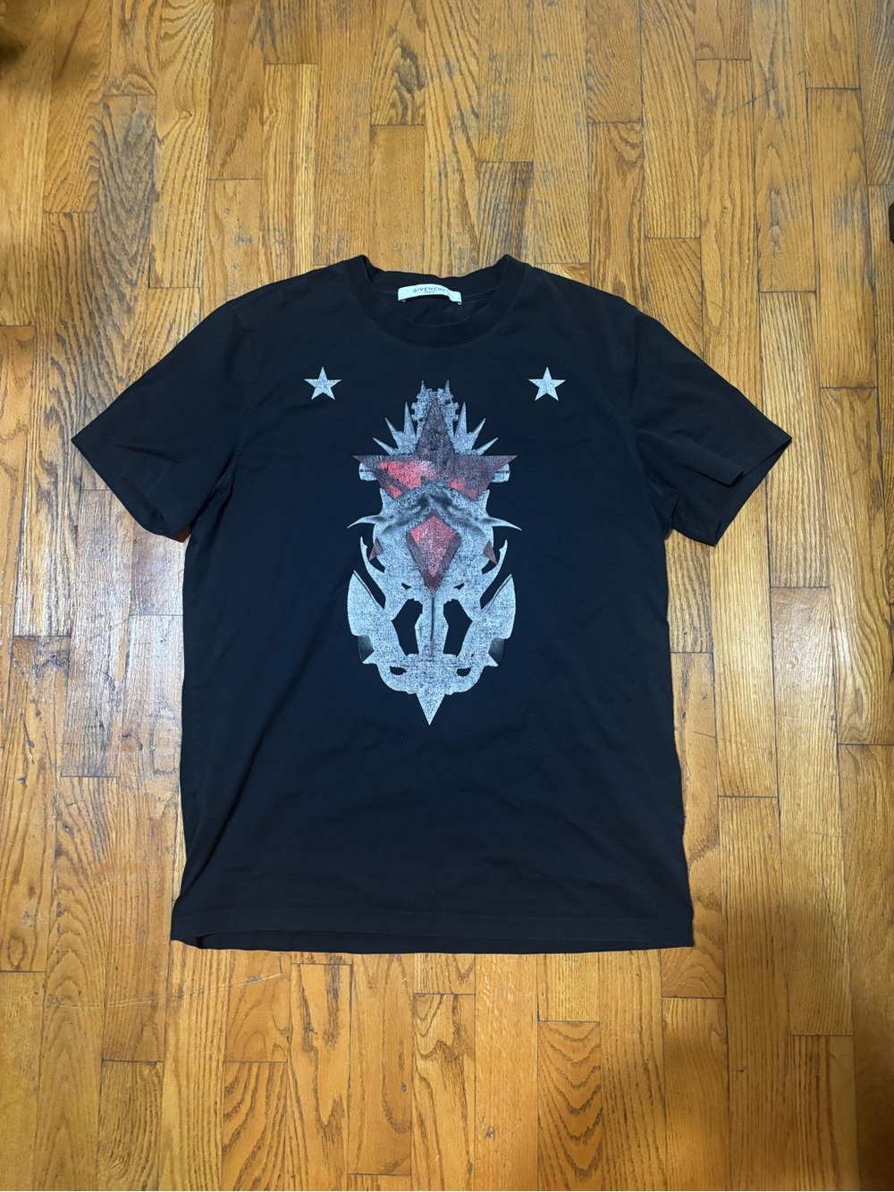 Givenchy Black Short‑Sleeve Graphic Crewneck Tee with Red and Silver Motif